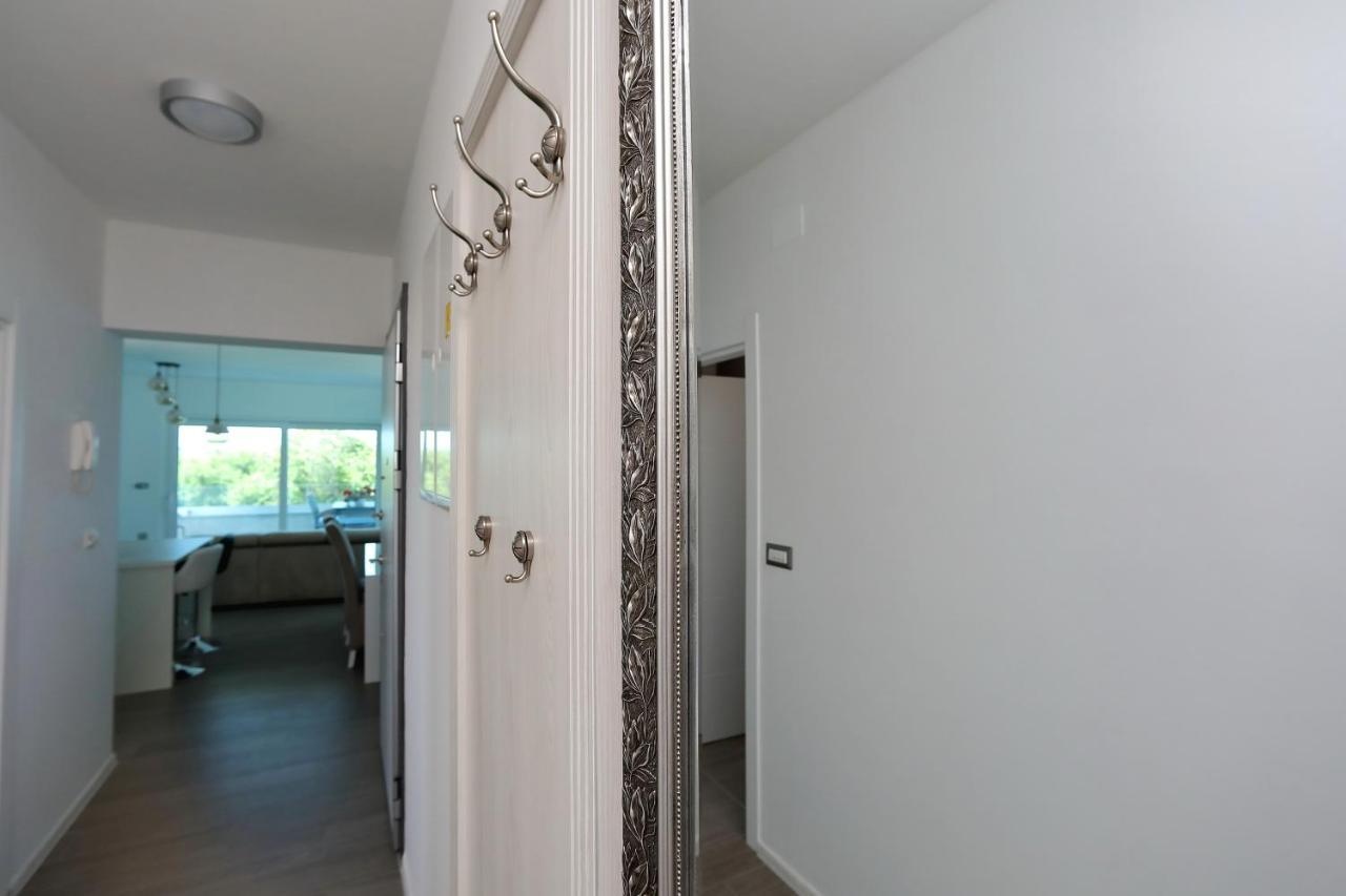 Apartmani Marina S Pogledom, Sukošan Exterior foto